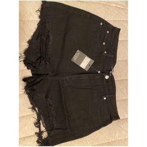 BRAND NEW missguided high waisted shorts